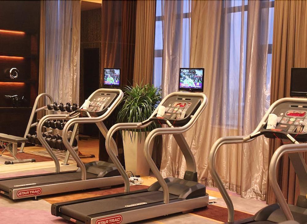 Riviera Hotel Ningbo Exterior photo